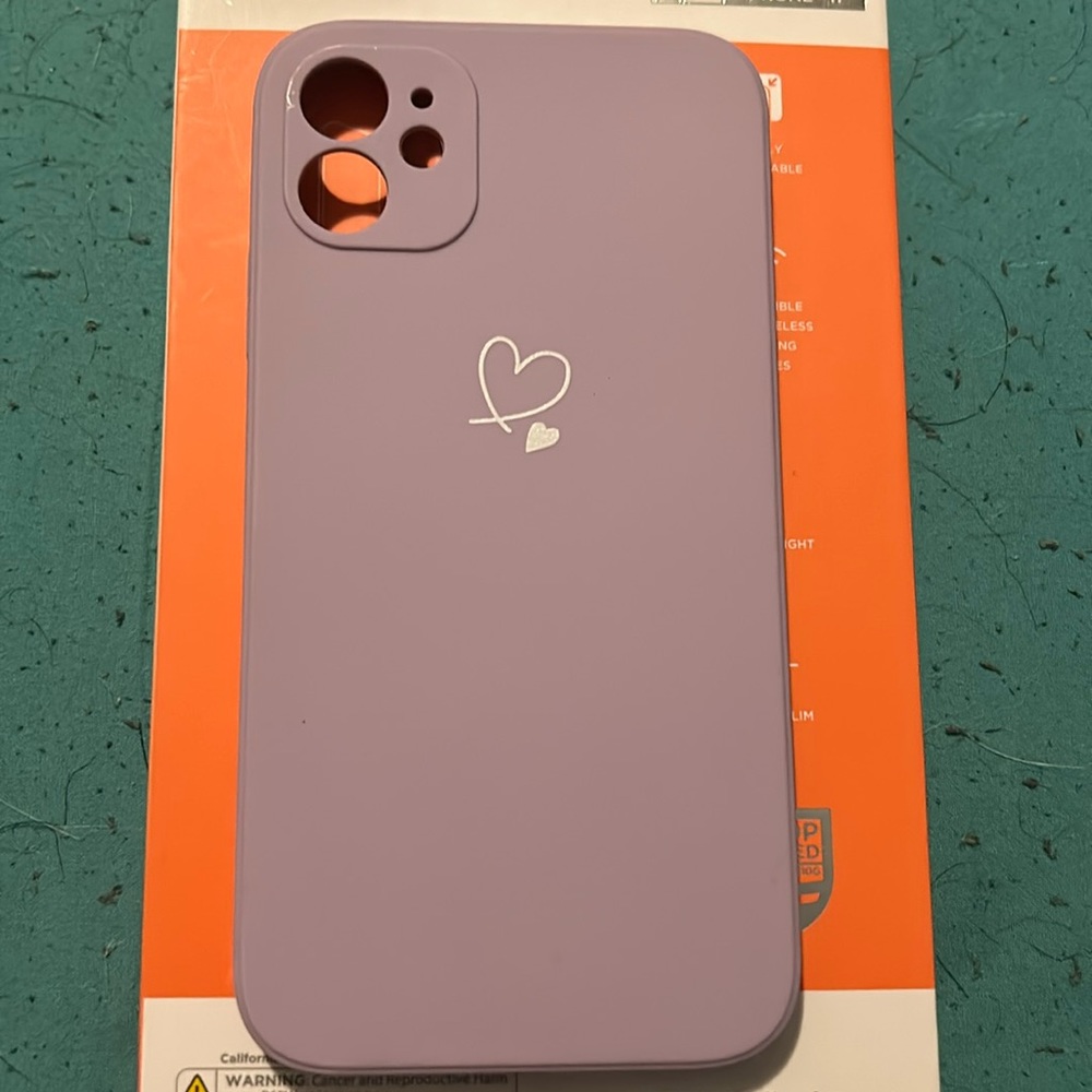 NWOT purple Iphone 11 phone case